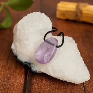 Collar de Amatista en Caramelito – Mineral de la Calma y la Intuición